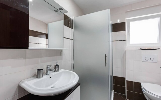 Penthouse Milda 4 Up To 6 Guests, Zadar