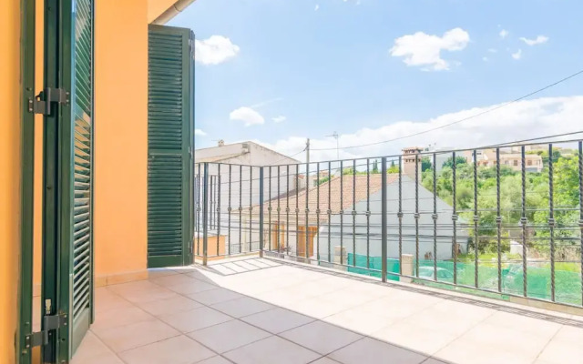 Goixa in Lloseta With 3 Bedrooms and 2 Bathrooms