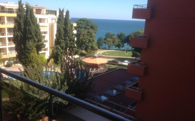 Vadim Apartments in Panorama Beach Vigo Nessebar