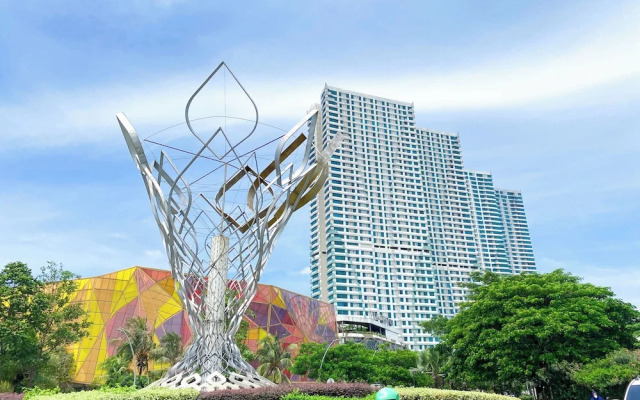 Good And Homey 2Br At Grand Kamala Lagoon Apartment