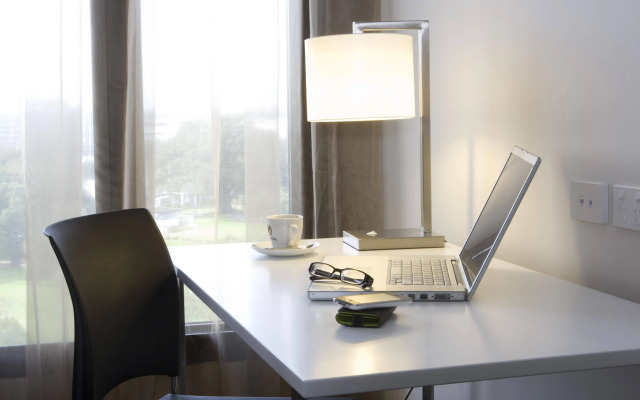 Novotel Sydney International Airport Hotel