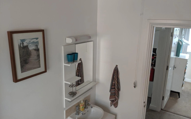 Namastay-Central Glastonbury