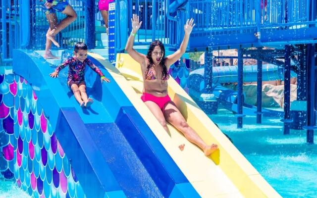 Aqualand Park & Resort Oficial