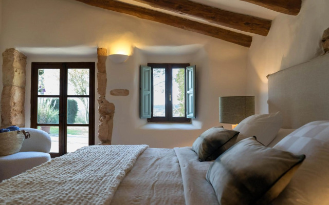 Reserva Rotana Hotel