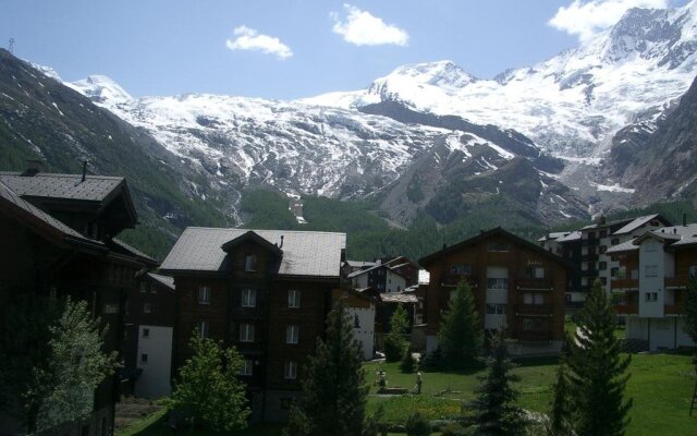 Chalet Sunshine