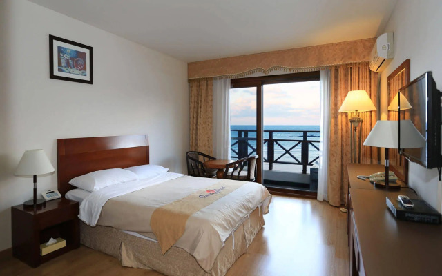 Ocean Grand Hotel