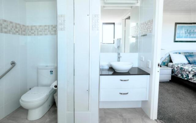 Pelican Sands Beach Resort
