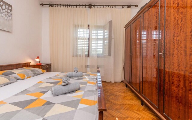 Amazing Apartment in Pasman With Wifi and 2 Bedrooms