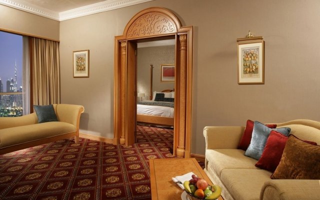 Отель Luxe Avenue