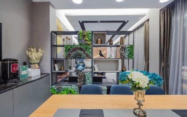 Homeinn Selected Hotel (Shaoxing East Station Wanhecheng)