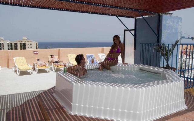 Canifor Hotel