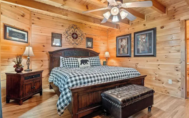 Moonlight and Memories - Two Bedroom Cabin