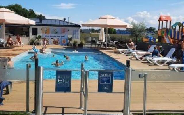 APARTAMENT BLUE II z basenem, Marynarska 10, Sarbinowo