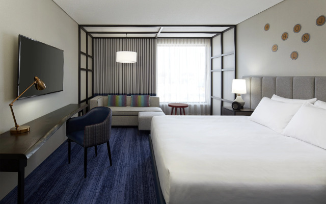 DoubleTree by Hilton Montreal