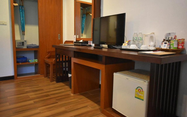 Phangan Bayshore Resort