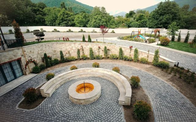 Hill Chalet Hotel & Resort
