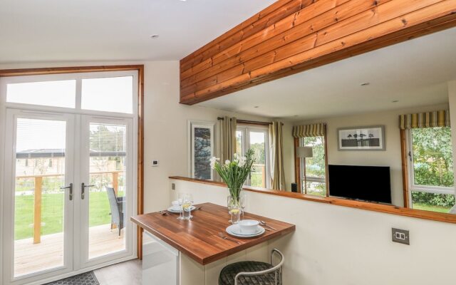 5 Faraway Fields, Liskeard