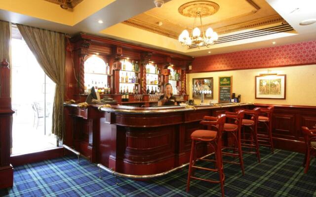 Отель Luxe Avenue