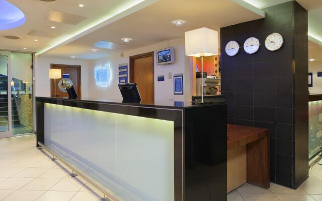 Holiday Inn Express London-Swiss Cottage