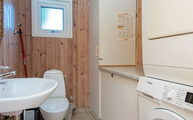 8 Person Holiday Home in Glesborg-by Traum