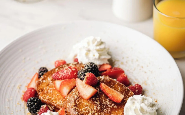 Montreal Marriott Chateau Champlain