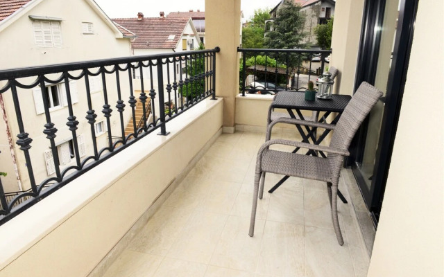 Apartmani Ralux Tivat