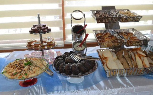 MAVi HOTEL