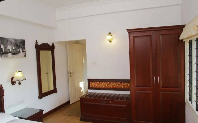 Fort Beach Service Apartment