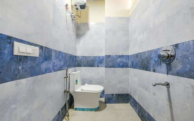 Fabhotel Palm Paradise