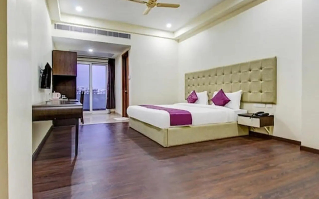 Lime Tree Hotel Sushant Lok Gurgaon