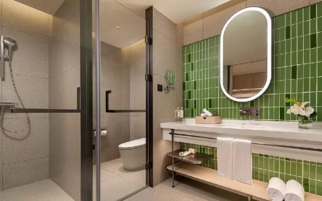 Holiday Inn Shanghai Pudong Airport