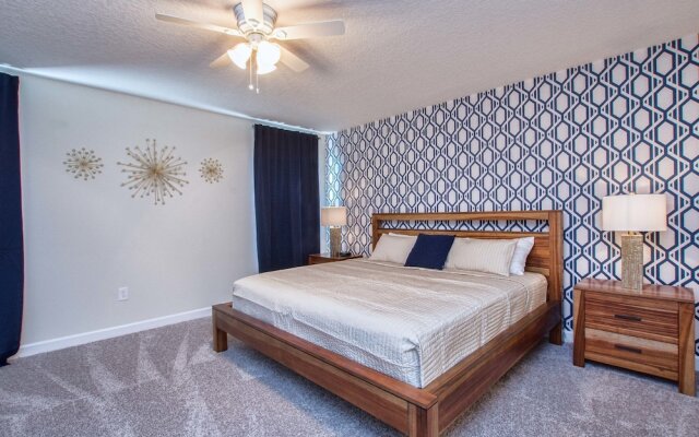 Storey Lake- 6 Bedroom Pool Home-1662ST