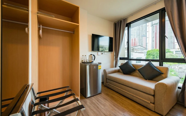 P18 Hotel