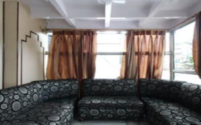 Hotel Paradise Guest House