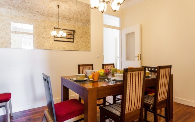 Fernando Pessoa Apartment Rentexperience