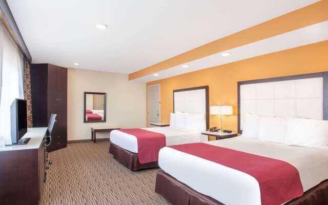 Ramada by Wyndham Culver City