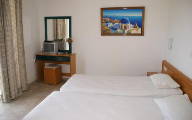 Faliraki Dream Studios & Apts 2 *
