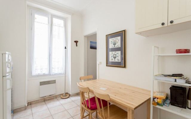 Charming Flat Grenelle