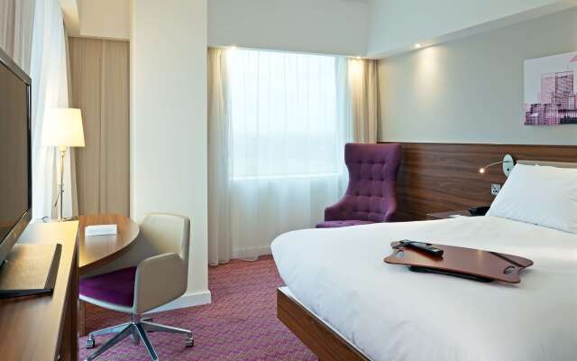 Hampton by Hilton London Gatwick Airport