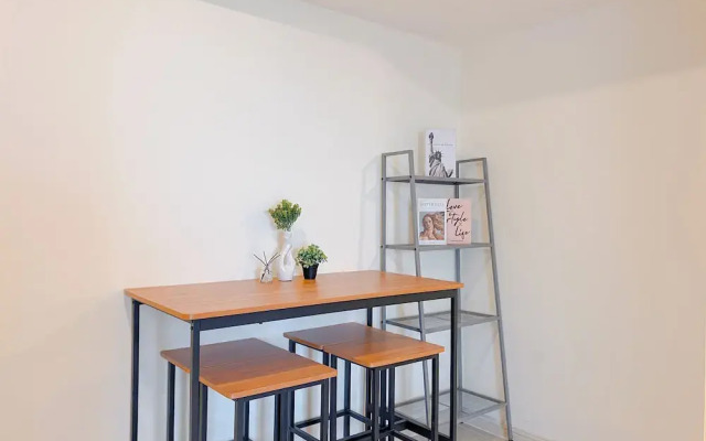 Tidy Warm Toned 2Br Apartment Meikarta