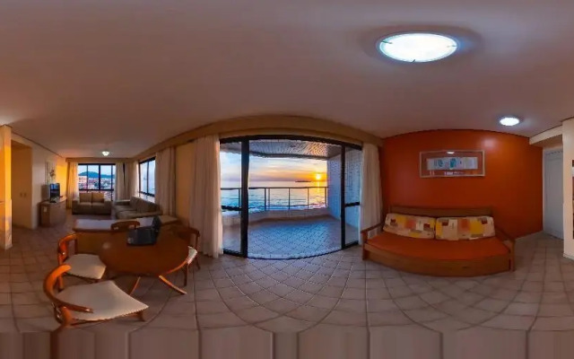 Ingleses Praia Hotel