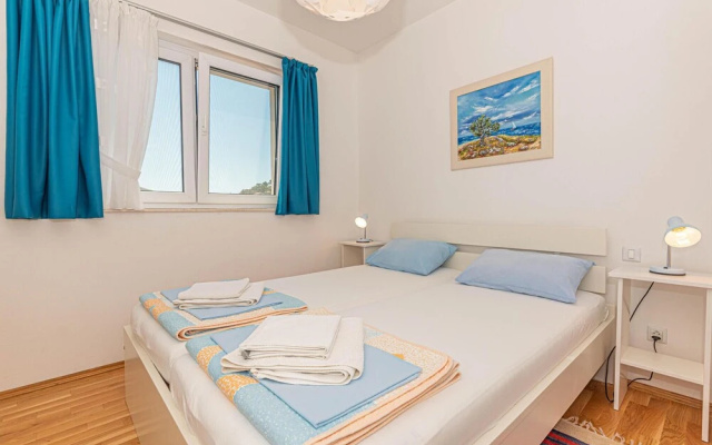 Awesome Apartment in Tribunj With Wifi and 1 Bedrooms