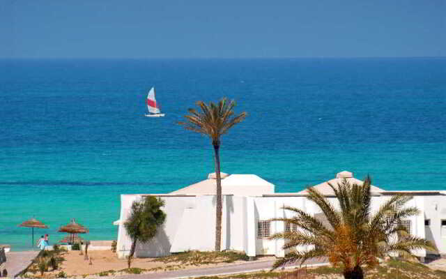 Adonis Djerba