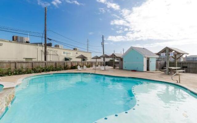 Nemo Cay Resort D109 by RedAwning