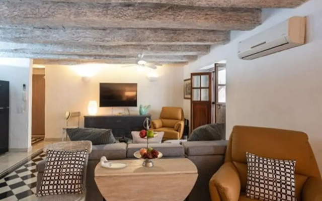 Elegant 1 Bedroom Near San Pedro Church - Apartment in Cartagena - Photo 4