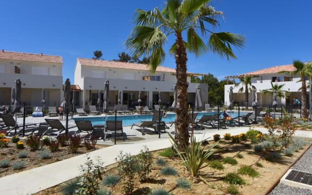Residence Marina di Bravone - appartement 8 personnes RDC N3-4