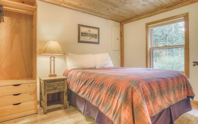 Cedarwood Lodge