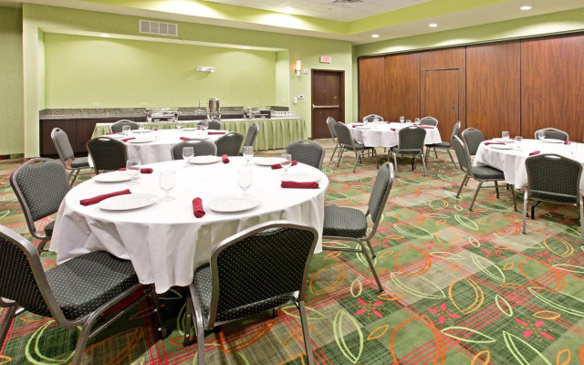 Holiday Inn Garland by IHG