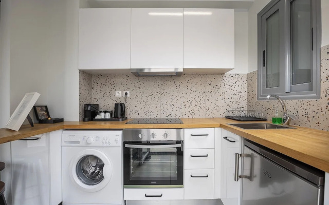 The Omnia Collection Pagrati