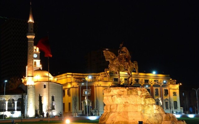Belux Hotel